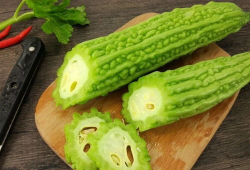 吃瓜中国爆料是真的吗,真相揭秘，是真是假？